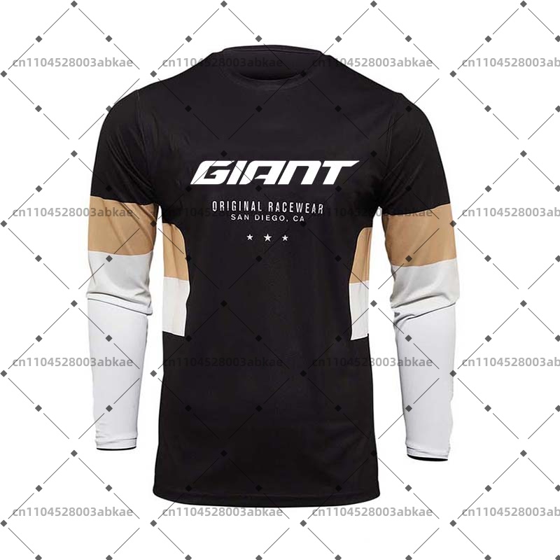 ملابس رياضية للرجال لسباقات ال - مراجعة Mountain Biking Shirts وسعره