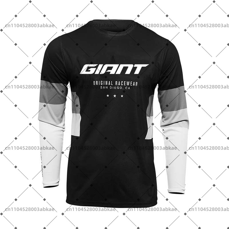 ملابس رياضية للرجال لسباقات ال - مراجعة Mountain Biking Shirts وسعره